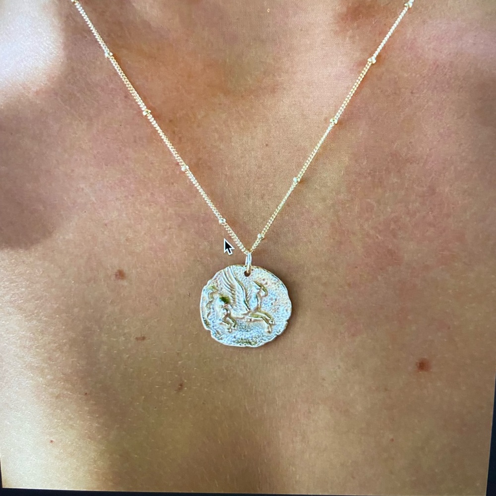 Elegant Gold Medallion Necklace